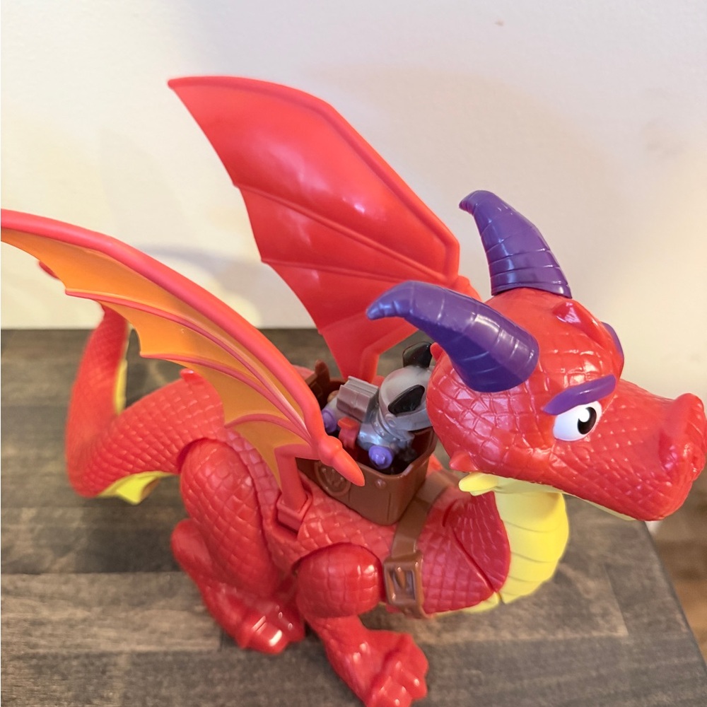 Paw Patrol Sparks Dragon and Claw Pup Rescue Knights
